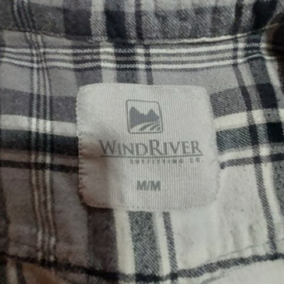 Wind river plaid long sleeve shirt from marks work warehouse. - Picture 4 of 4